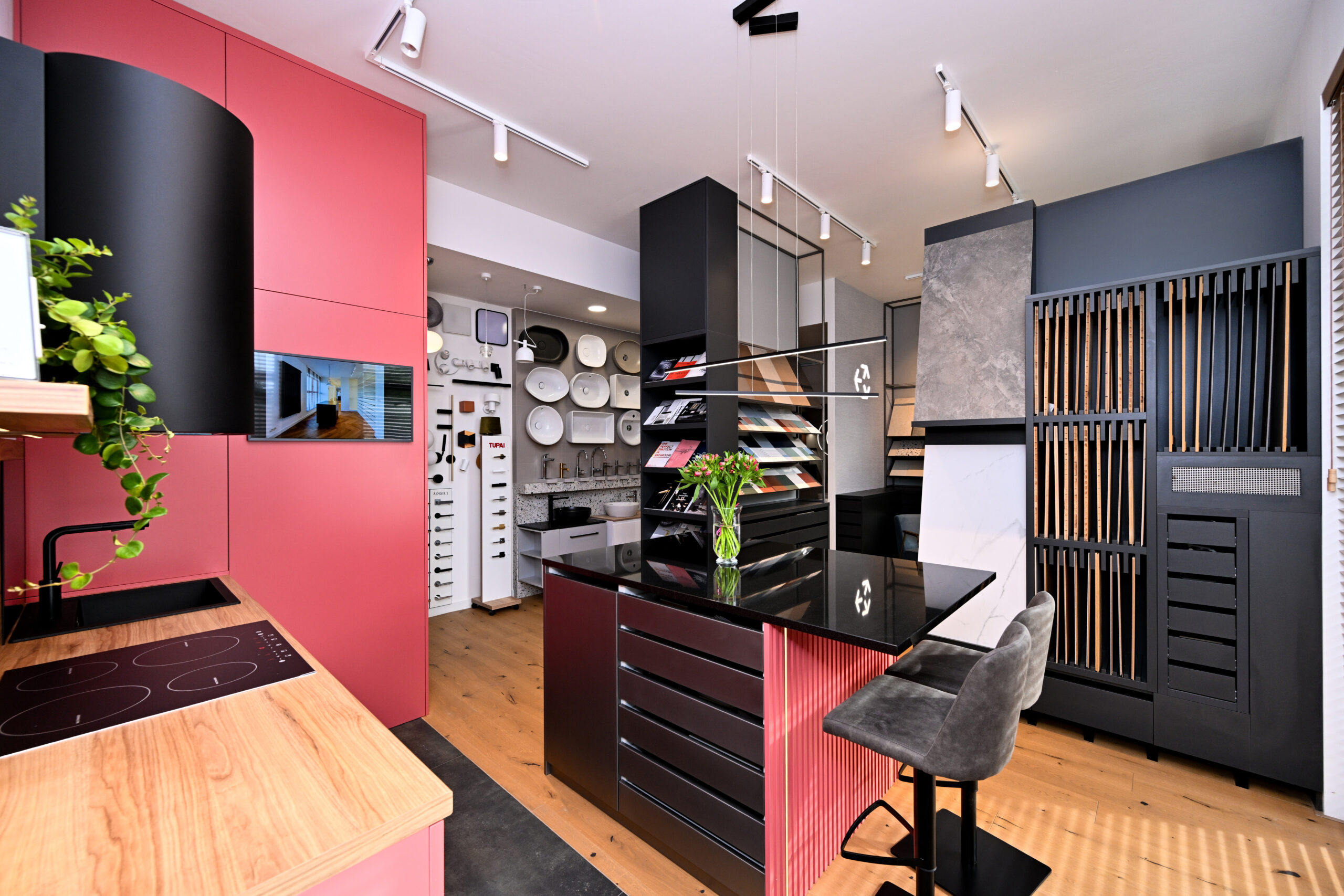 Showroom 5