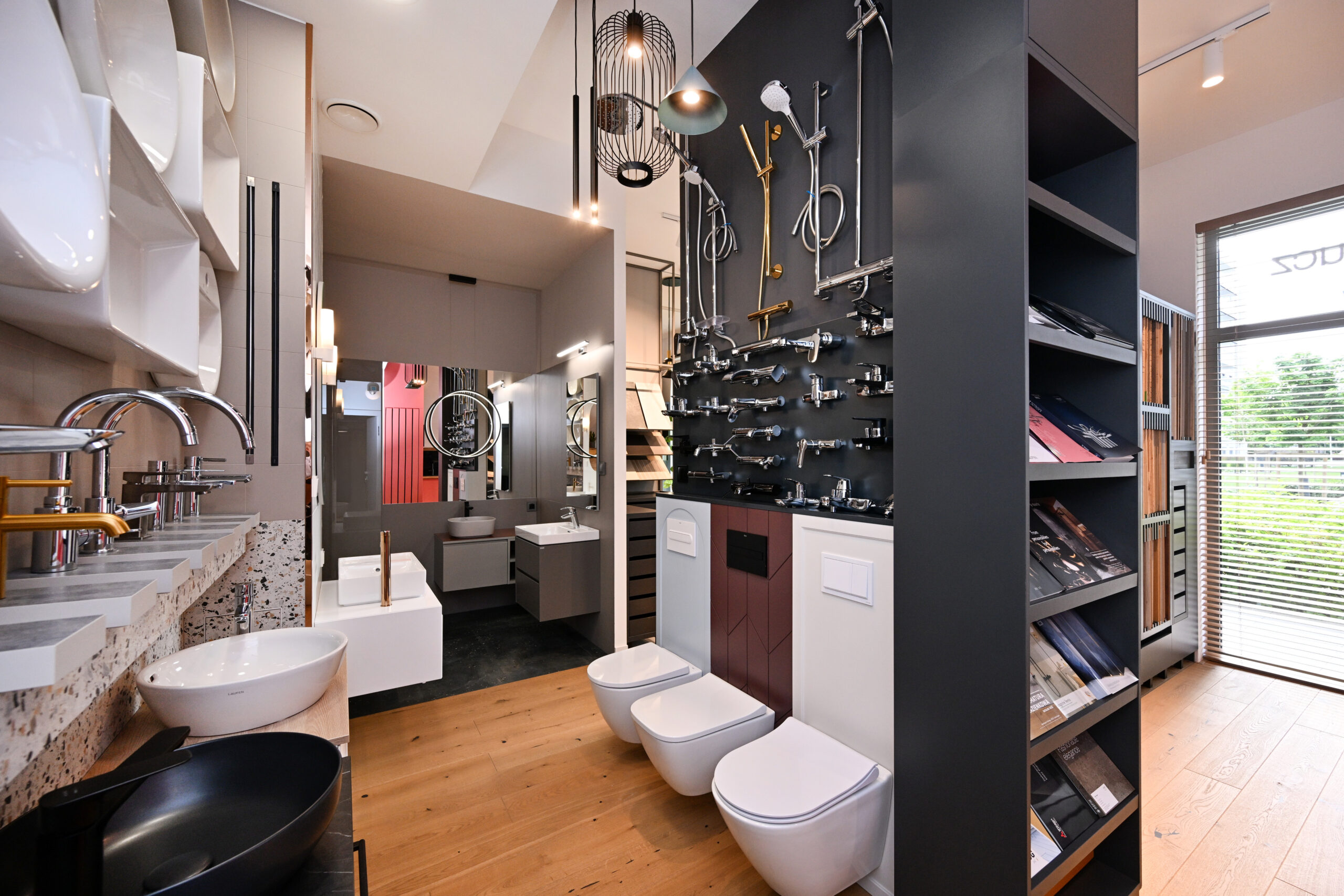 Showroom 2